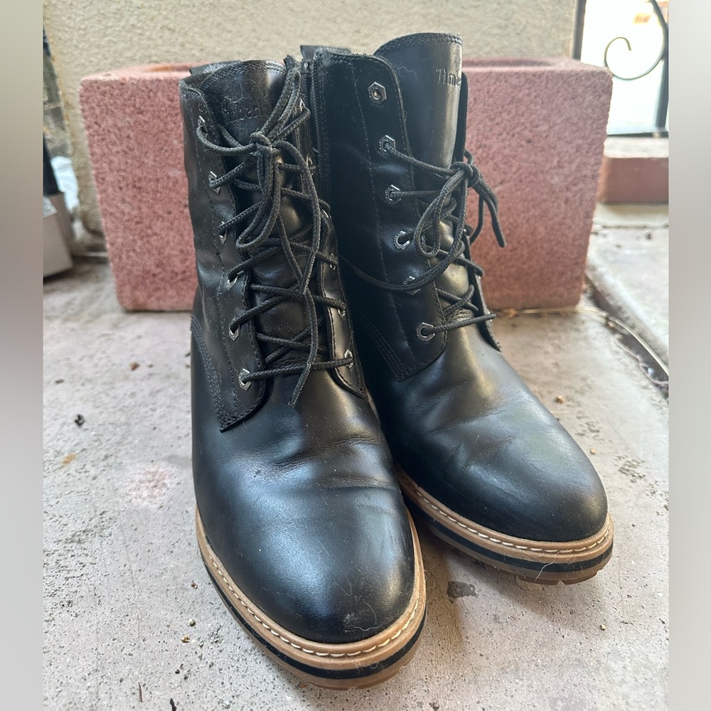 Timberland lace up boots 7.5